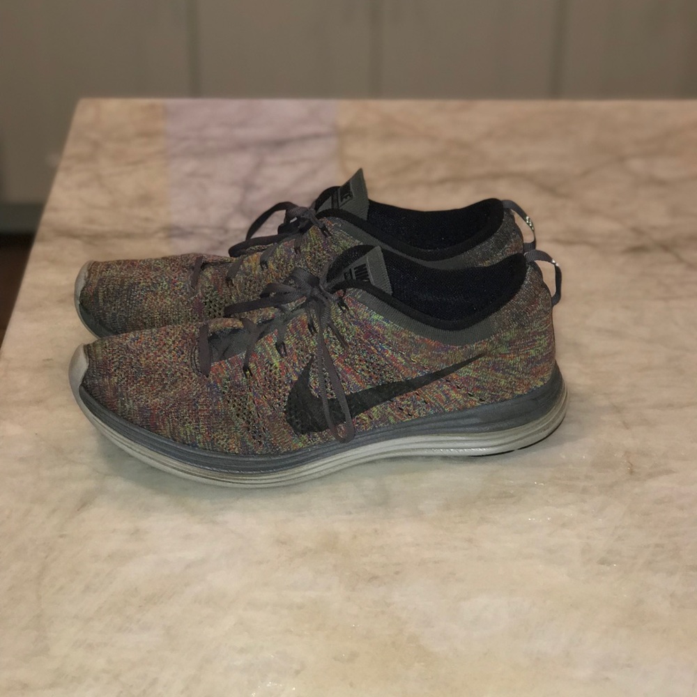 nike flyknit lunar sneakers